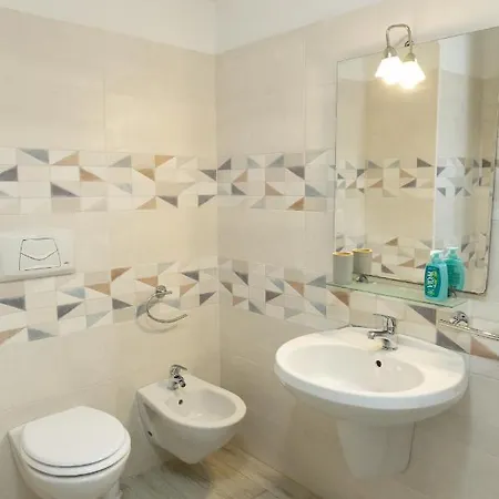Apartment Maris & Bedrooms