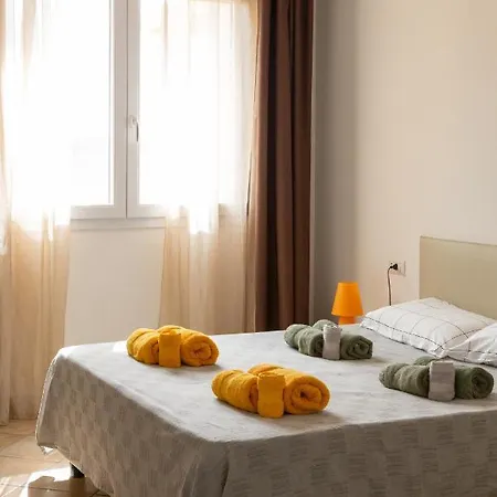 Apartment Maris & Bedrooms