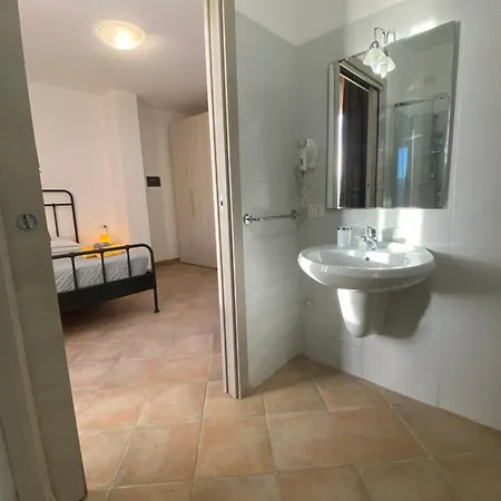 Apartment Maris & Bedrooms *