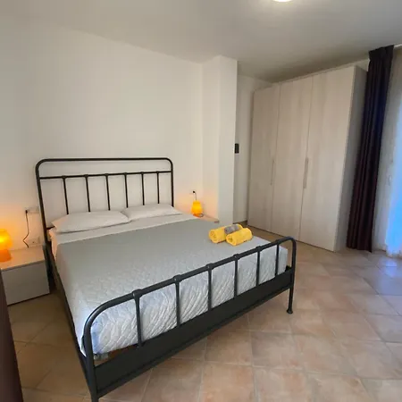 Maris & Bedrooms Apartment Alghero